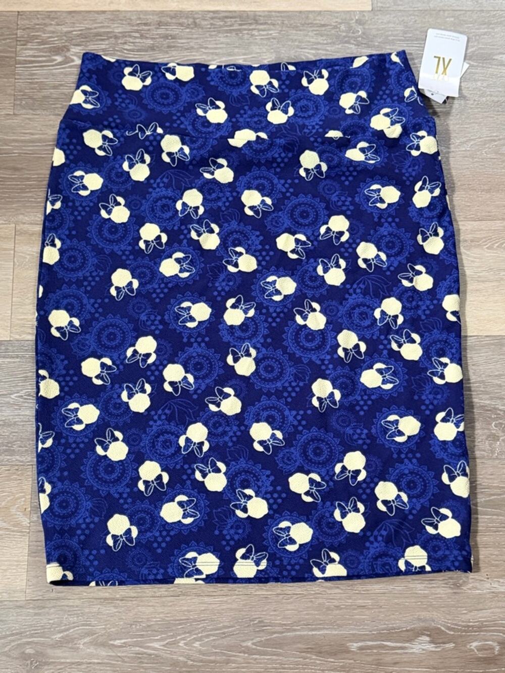 LuLaRoe Disney Minnie Mouse Cassie Blue White Stretch Jacquard Midi Skirt XL